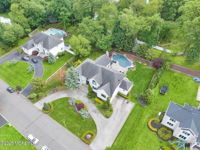 11 Hemingway Ct, Morganville, NJ 07751