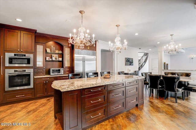 11 Hemingway Ct, Morganville, NJ 07751