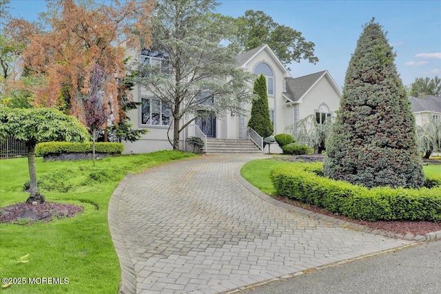 11 Hemingway Ct, Morganville, NJ 07751