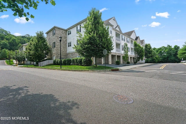 115 Regency Ct, Morganville, NJ 07751