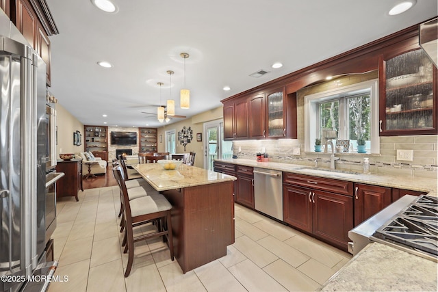 41 Revere Pl, Freehold, NJ 07728 - kitchen featuring stainless steel appliances, a sink, tasteful backsplash, ceiling fan, and recessed lighting