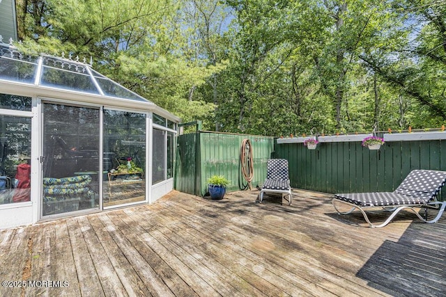 9 Rachel Ct, Jackson, NJ 08527 - view of wooden terrace
