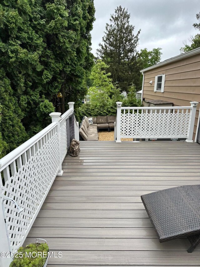 138 Oak Dr, Manchester, NJ 08759 - view of deck