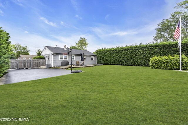 20 Delaware Ave, West Long Branch, NJ 07764 - view of yard with a patio area and driveway