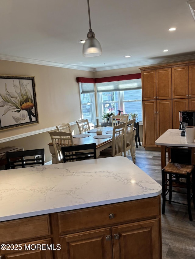 56 Turnberry Cir Unit 138, Toms River, NJ 08753 - dining space with crown molding, wood finished floors, and recessed lighting