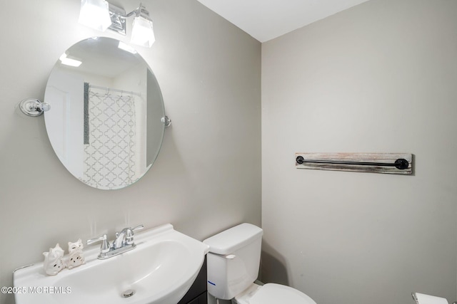 20 Sugarbush Rd, Howell, NJ 07731 - full bath with toilet, vanity, and curtained shower