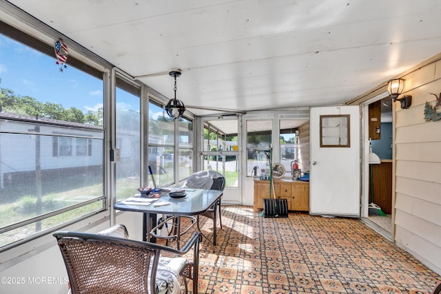 66 Douglas Dr, Jackson, NJ 08527 - sunroom with plenty of natural light
