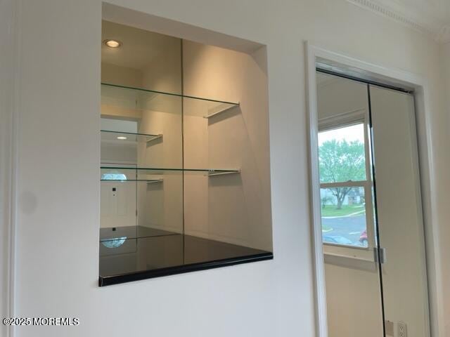 8 Indiana Ct Unit 1016, Matawan, NJ 07747 - detailed view of recessed lighting