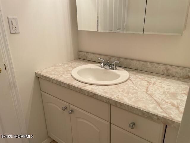8 Indiana Ct Unit 1016, Matawan, NJ 07747 - bathroom with vanity