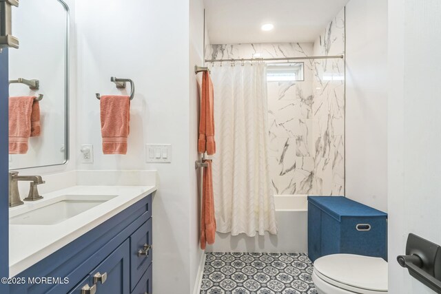 8 W St, Rumson, NJ 07760 - bathroom featuring vanity, toilet, and shower / bath combination with curtain