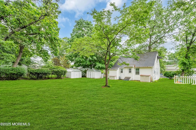 443 Shady Ln, Howell, NJ 07731 - view of yard