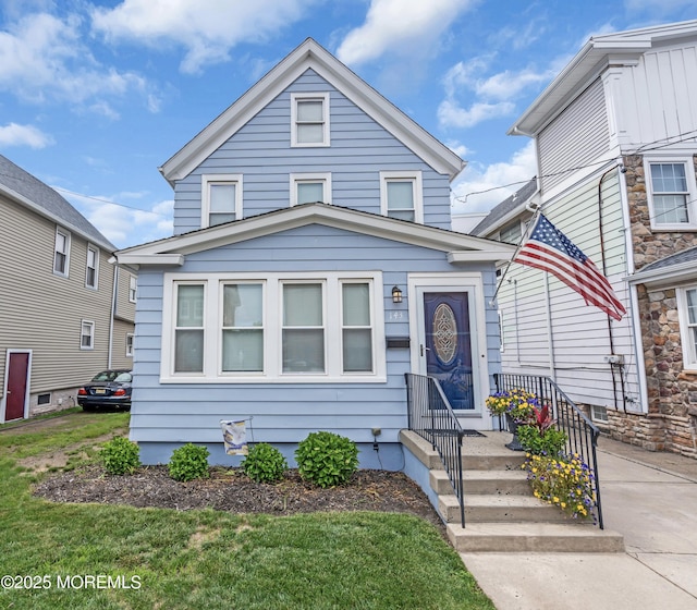 143 Emerson St, Carteret, NJ 07008 - view of american foursquare style home