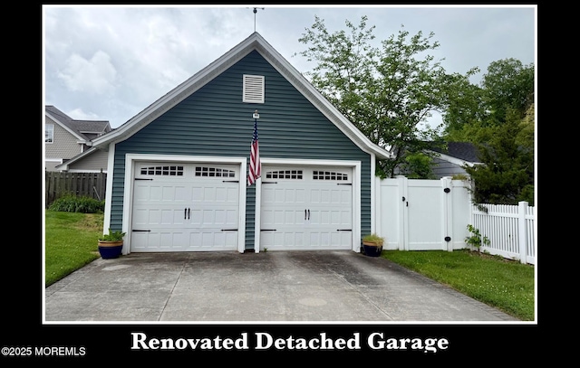 25 Terrace Ave, Toms River, NJ 08753 - garage with driveway