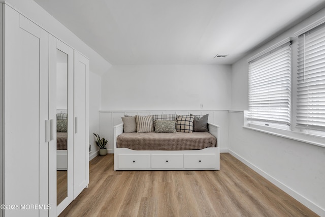 17 Maplewood Dr, Middletown, NJ 07748 - sitting room with light wood finished floors and baseboards