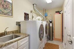 118 Timber Hill Dr, Monroe, NJ 08831 - washroom featuring washing machine and clothes dryer