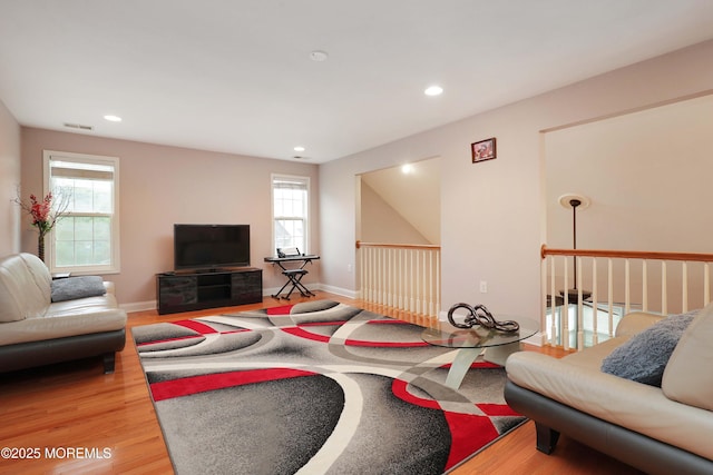 118 Timber Hill Dr, Monroe, NJ 08831 - living room featuring plenty of natural light, light wood-type flooring, recessed lighting, and baseboards