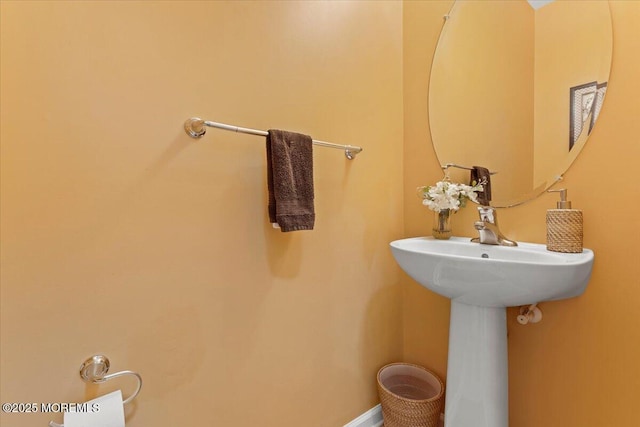 2420 Canterbury Ln, North Brunswick, NJ 08902 - view of bathroom