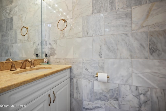 117 Sequoia Woods Ct, Holmdel, NJ 07733 - bathroom with vanity