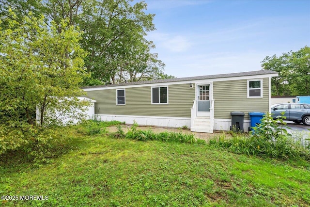 46 Roberts Rd, Toms River, NJ 08755 - view of front of property featuring entry steps