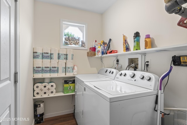 8 Carter Way, Brick, NJ 08723 - laundry area featuring washing machine and dryer and wood finished floors