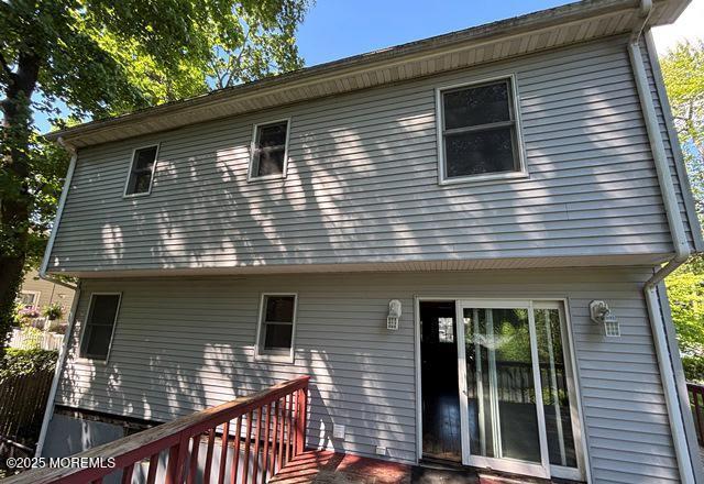 90 Statesir Pl, Red Bank, NJ 07701 - view of rear view of property