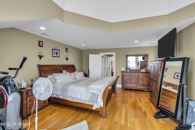 2117 Seagull Ter, Point Pleasant, NJ 08742 - bedroom with light wood-style floors, recessed lighting, and baseboards