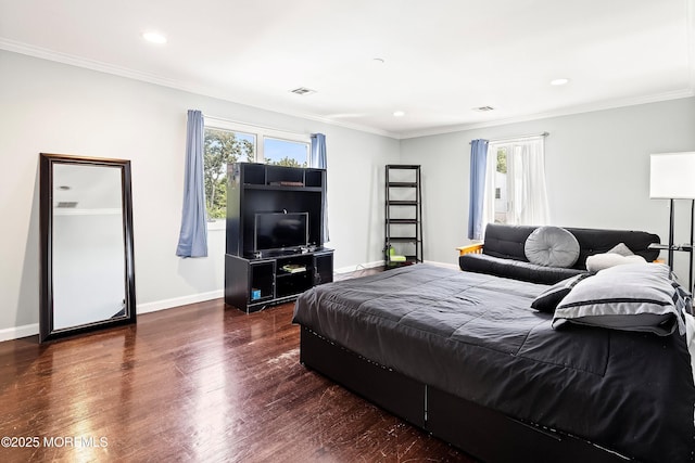 323 Florence Ave, Long Branch, NJ 07740 - bedroom featuring wood finished floors, baseboards, crown molding, and recessed lighting