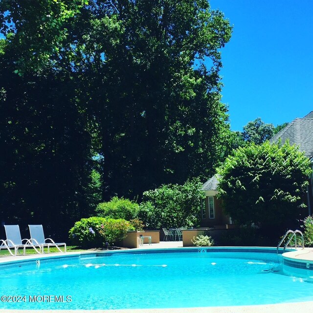 34 Bruns Rd, West Allenhurst, NJ 07711 - view of swimming pool
