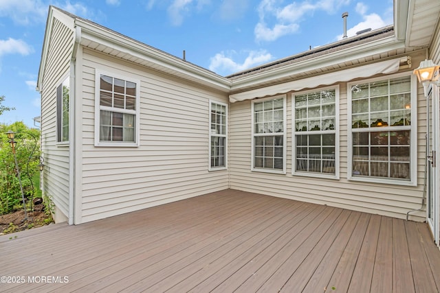 5 Minot Light Ct, Barnegat, NJ 08005 - view of wooden deck