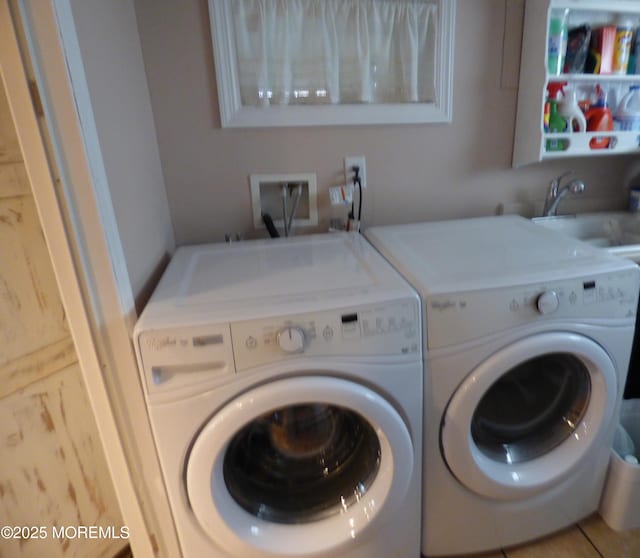 91 Center Ave, Atlantic Highlands, NJ 07716 - laundry room featuring washer and clothes dryer