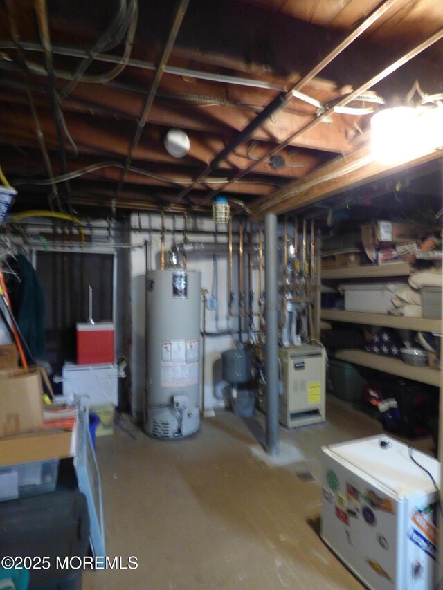 91 Center Ave, Atlantic Highlands, NJ 07716 - unfinished basement featuring gas water heater