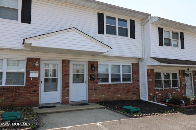 15 Iowa Ct Unit 621, Matawan, NJ 07747 - view of front of house with brick siding