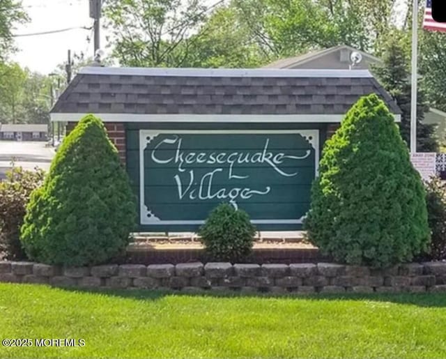 15 Iowa Ct Unit 621, Matawan, NJ 07747 - community / neighborhood sign with a lawn