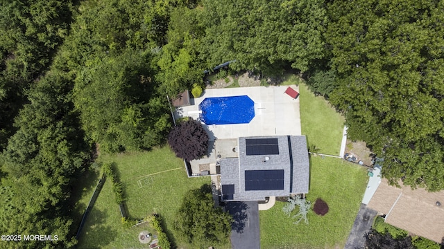 10 Barre Dr, Howell, NJ 07731 - view from above of property featuring a pool