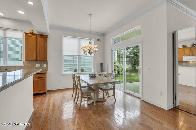 39 Barton Creek Rd, Jackson, NJ 08527 - dining area featuring light wood-style flooring, a chandelier, crown molding, and recessed lighting