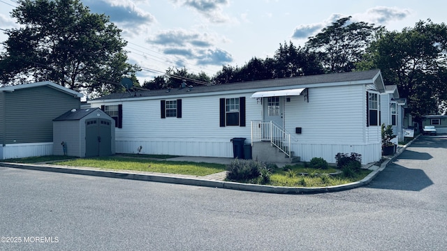 6 Monique Cir, Hazlet, NJ 07730 - view of manufactured / mobile home