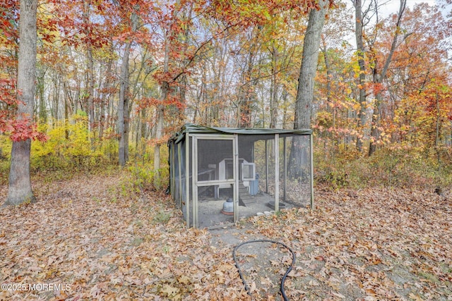 9 Rutherford Ct, Jackson, NJ 08527 - view of poultry coop featuring a wooded view