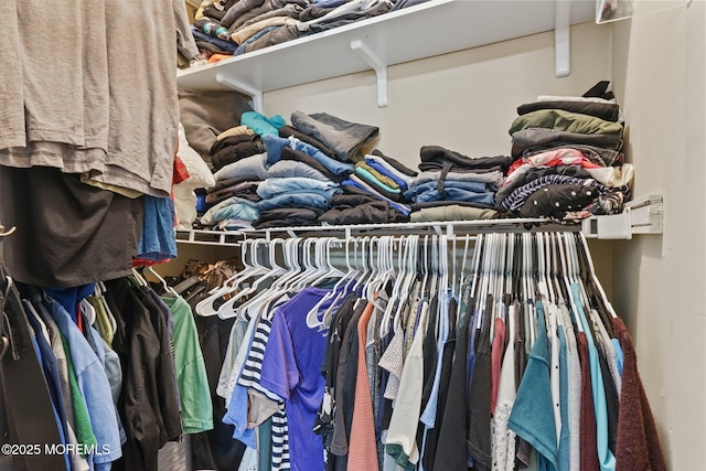 9 W Susan St, Hazlet, NJ 07730 - view of walk in closet