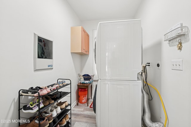 7 Cranberry Ct, Haledon, NJ 07508 - laundry room with cabinet space, light wood finished floors, and washer / clothes dryer