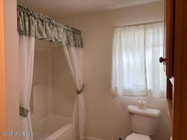 184 Pebble Beach Dr, Mays Landing, NJ 08330 - full bath with toilet and shower / tub combo
