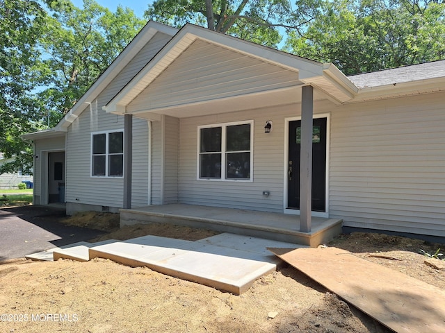 414 Oak Tree Rd, Freehold, NJ 07728 - view of front of property featuring covered porch and crawl space