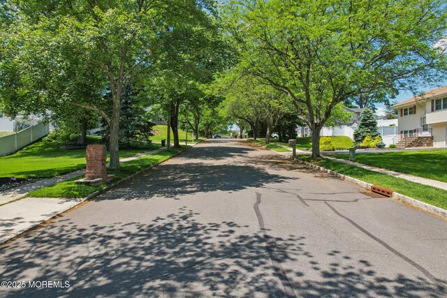 35 Poet Dr, Matawan, NJ 07747