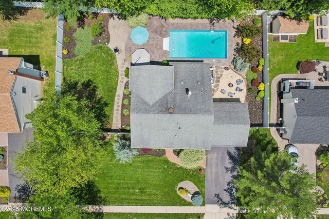35 Poet Dr, Matawan, NJ 07747