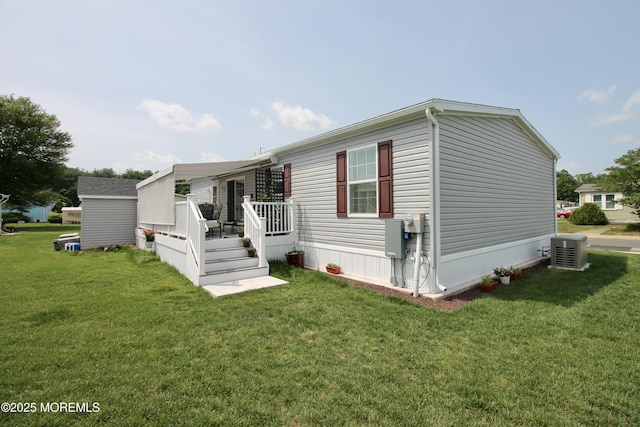 610 Jerome Pl, Freehold, NJ 07728 - view of home's exterior featuring a yard