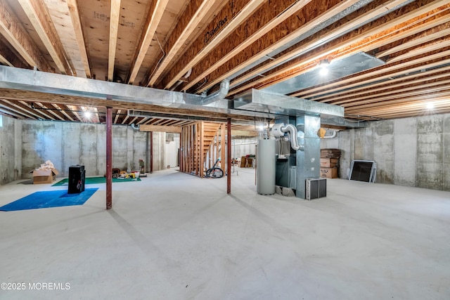 123 Skyline Dr, Lakewood, NJ 08701 - unfinished below grade area featuring water heater