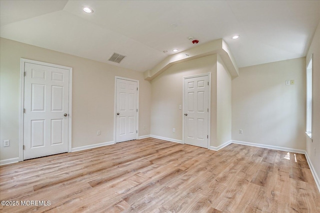 44 Oak Ter, Howell, NJ 07731 - additional living space with light wood-style floors, vaulted ceiling, baseboards, and recessed lighting