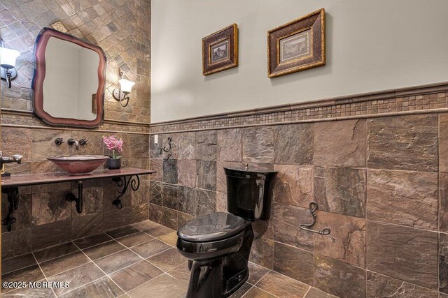 13 Riverview Dr, Brick, NJ 08723