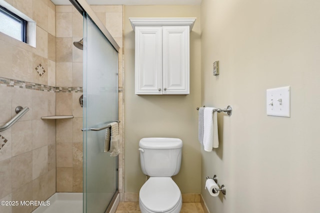 10 Weybridge Pl, Manchester, NJ 08759 - full bath with a stall shower, toilet, and baseboards