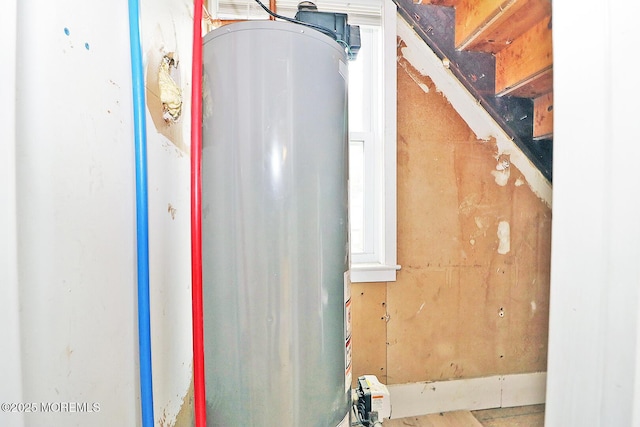 503 Center St, Forked River, NJ 08731 - detailed view of water heater