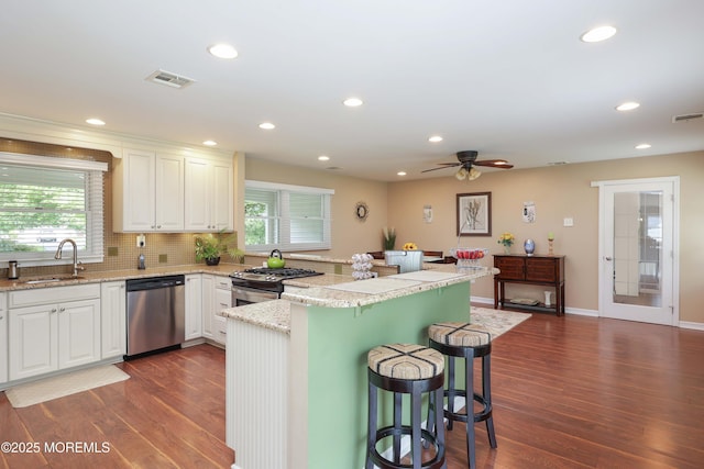 20 Wrangle Ln, Freehold, NJ 07728